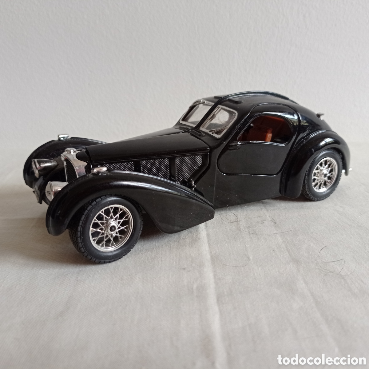 Coches a escala: BUGATTI ATLANTIC (1936). BURAGO, 1/24