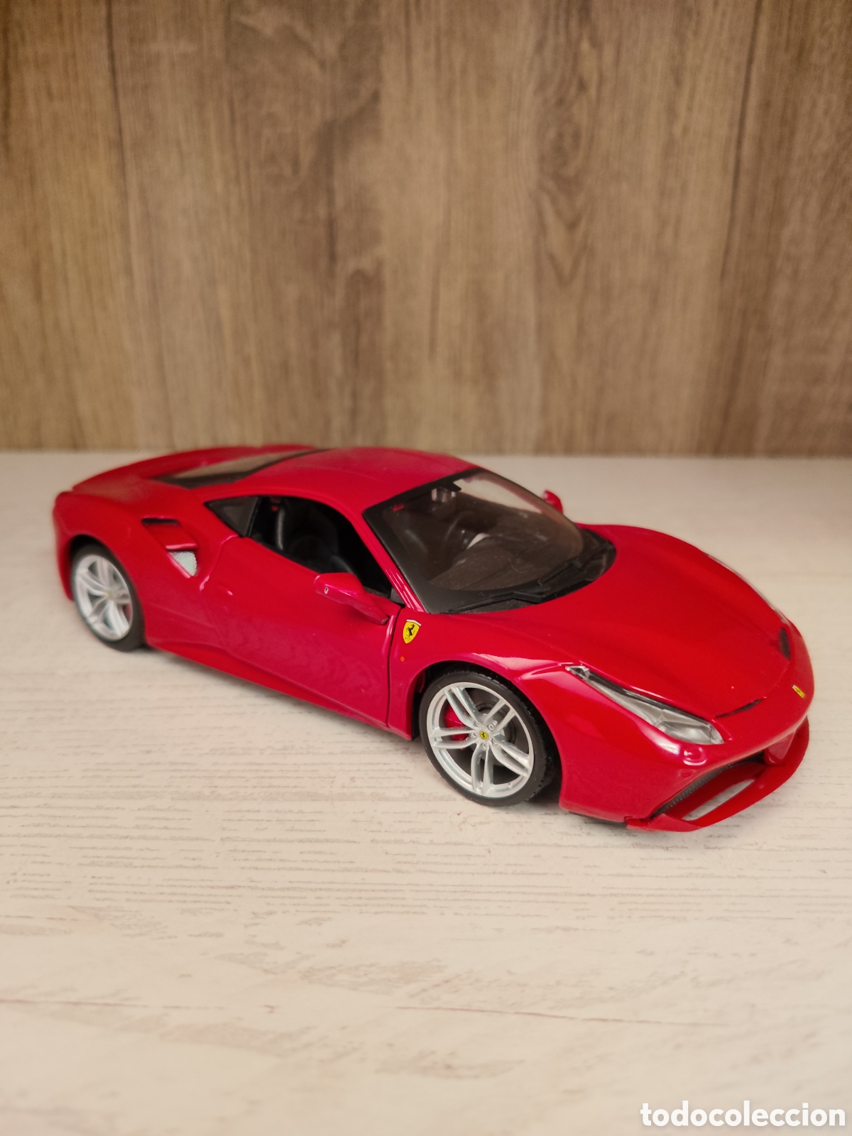 Coches a escala: FERRARI 488 GTB BBURAGO
