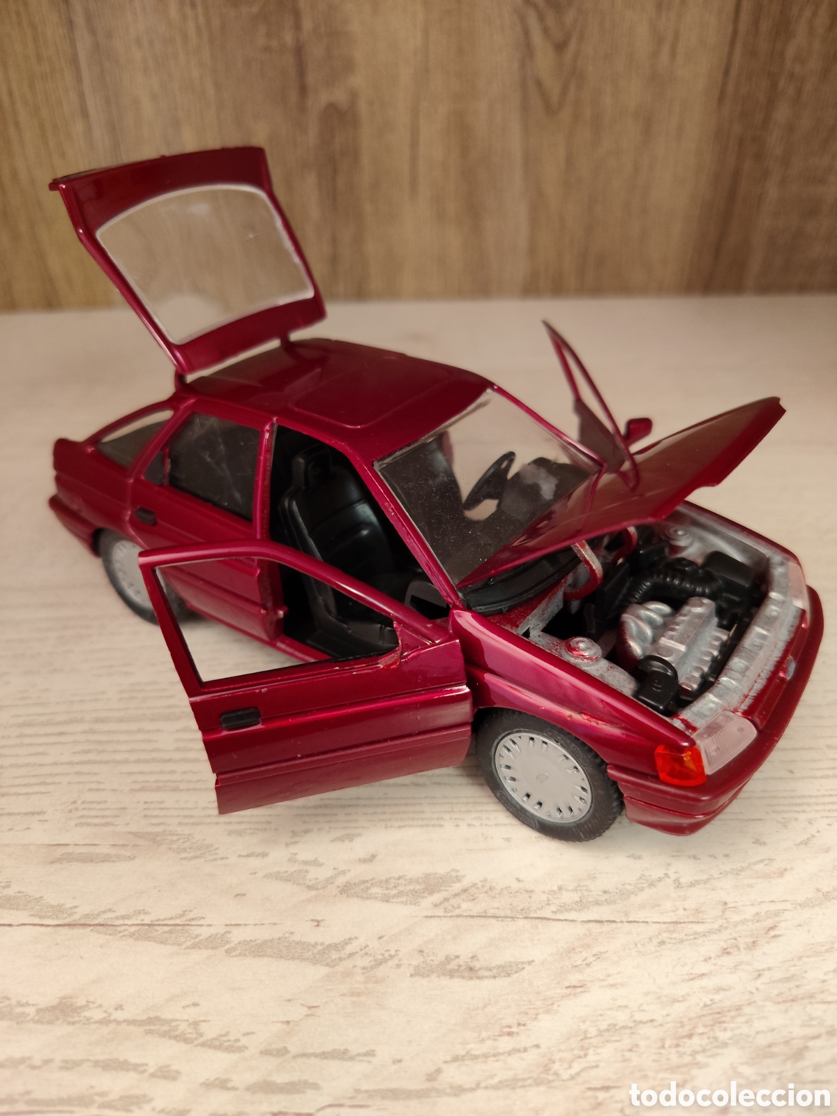 Coches a escala: FORD ESCORT 5p GHIA SCHABAK