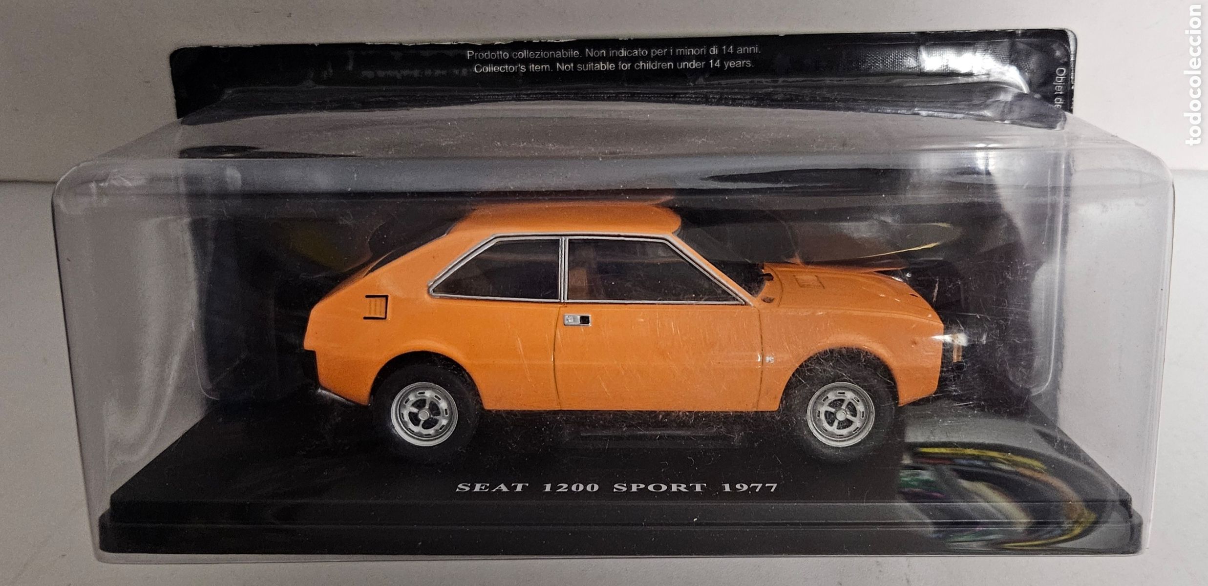 Model Cars: SEAT 1200 SPORT 1977 escala 1:24 Salvat Coches Inolvidables die-cast metal 1/24