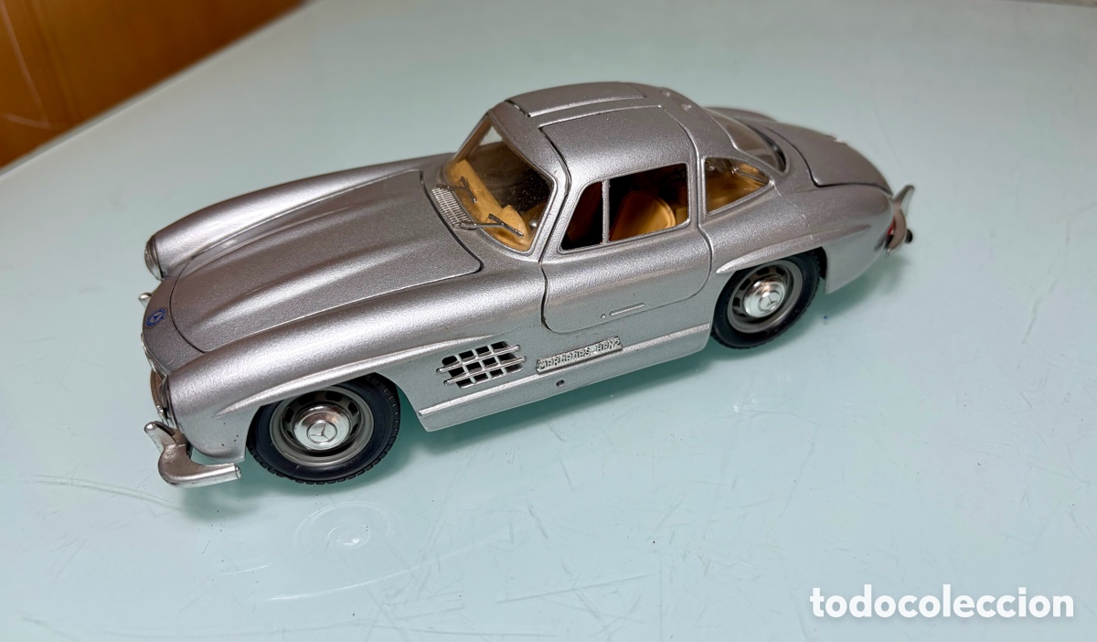 Coches a escala: Coche Mercedes Benz 300 SL de 1954. Burago 1/24
