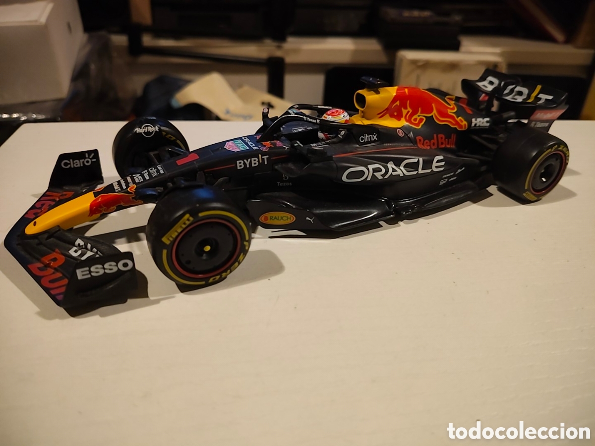 Coches a escala: Bburago 1/24 Oracle Red Bull Racing de 2022 RB18