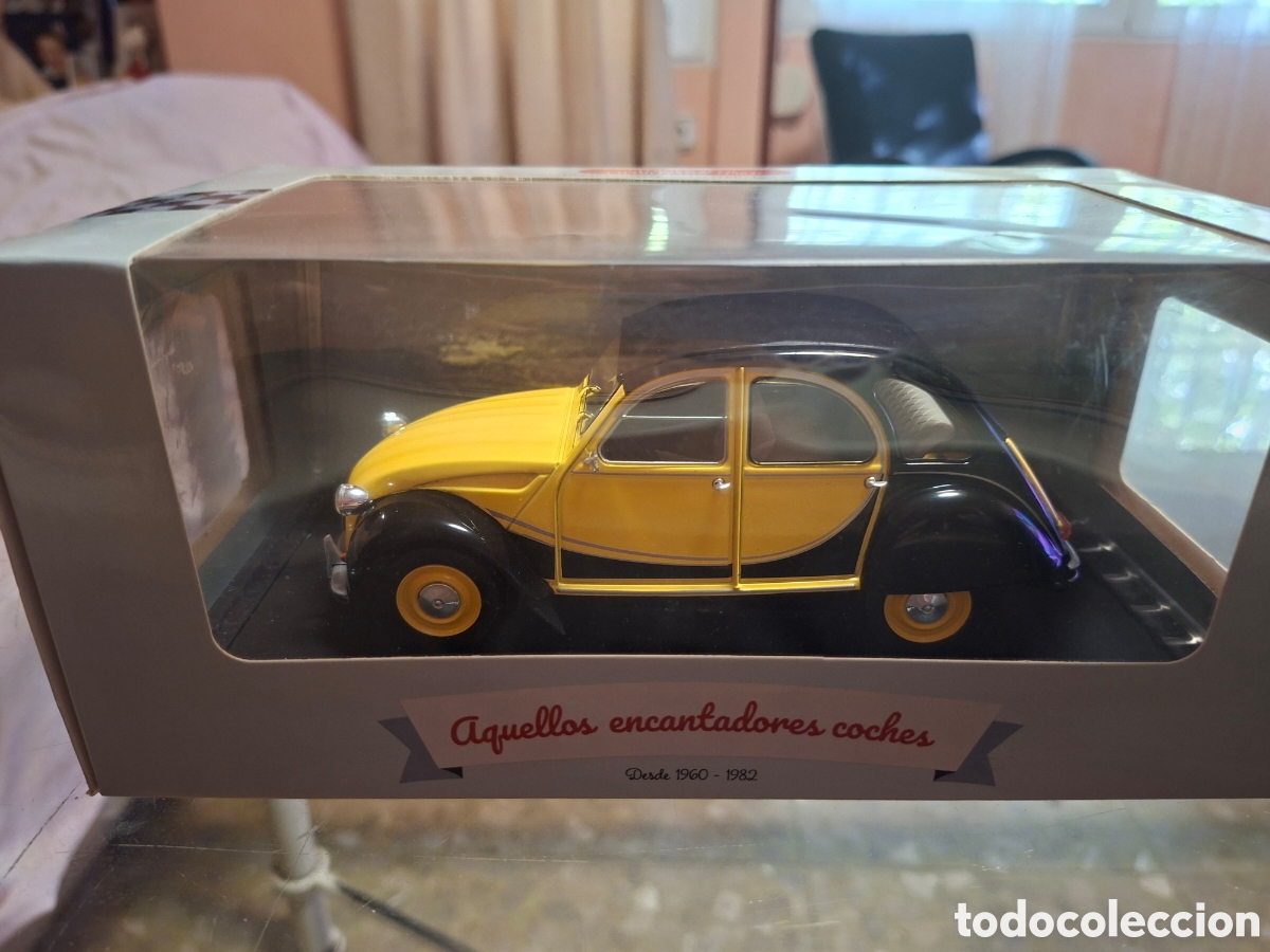 Coches a escala: Colecci&oacute;n Aquellos encantadores coches. Citroen 2 CV6 CHARLESTON 1982