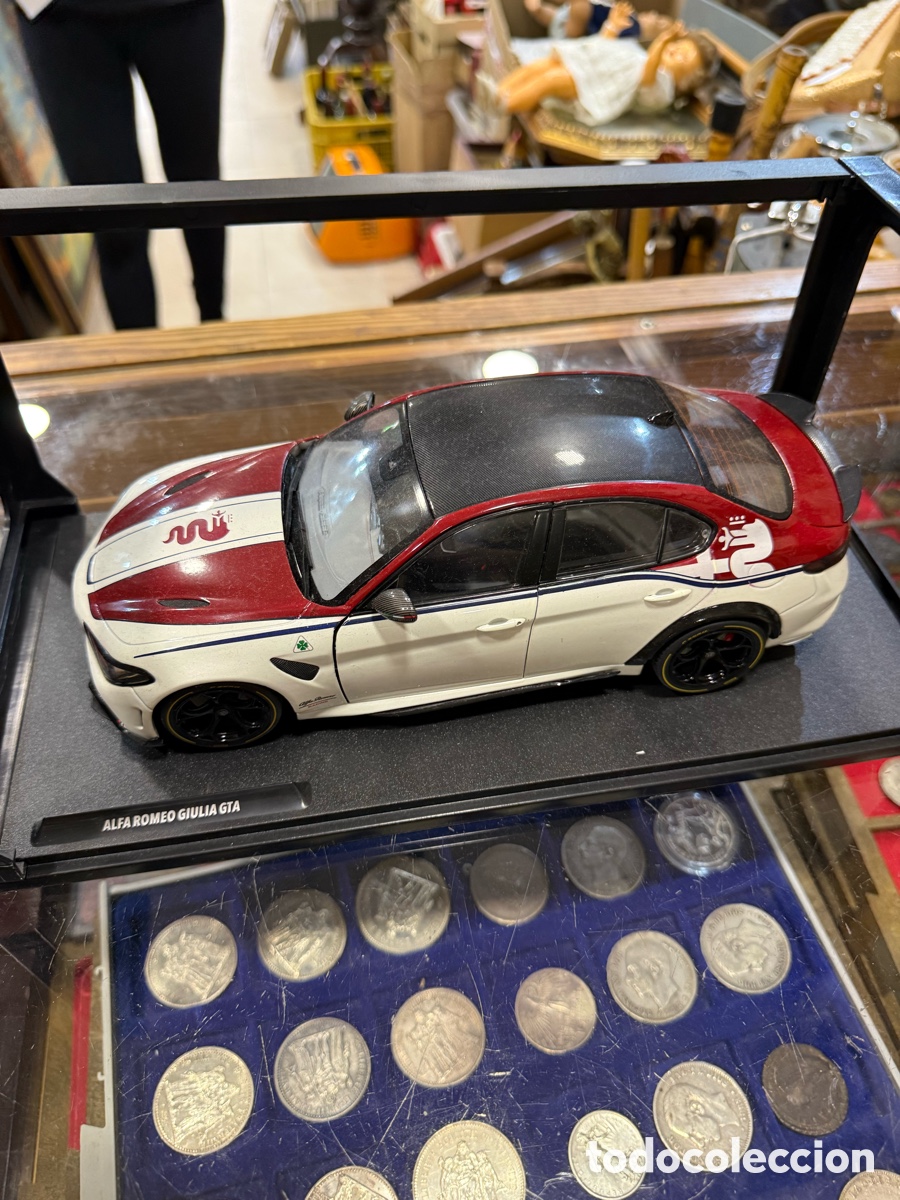 Coches a escala: Bonito Alfa Romeo Giulia GTA EDADICION LIMITADA