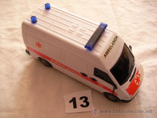 Coches a escala: AMBULANCIA - Foto 1