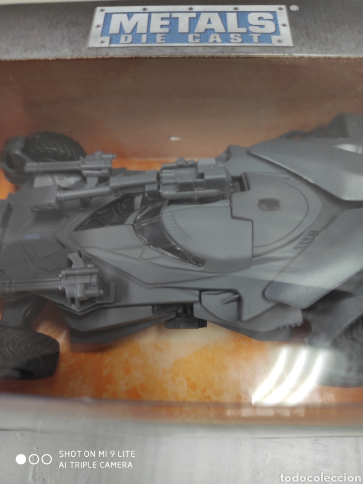 Coches a escala: Coche JUSTICE LEAGUE BATMOBILE 1/32 - Foto 2