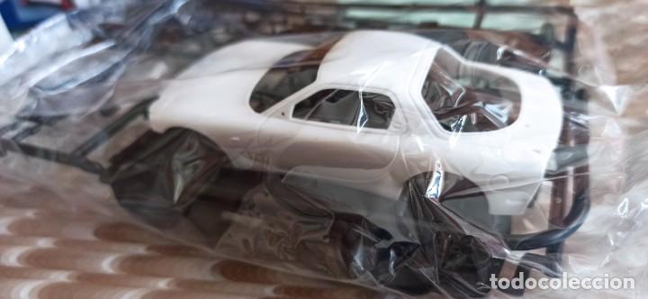 Coches a escala: MAZDA RX7 1:32 - Foto 4