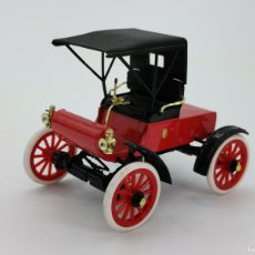 Coches a escala: OLDSMOBILE - CURVED DASH 1904. DIE-CAST. 1/32.. Lote 365003591