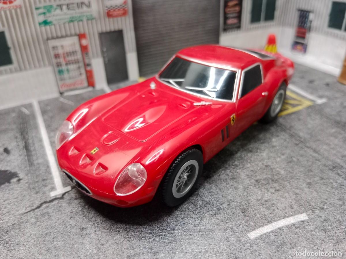 Coches a escala: Ferrari 250 GTO Shell V-Power 1/38 Pullback - Foto 1