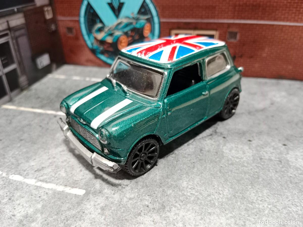Coches a escala: Morris Mini Cooper Motor Max 1/36 - Foto 1