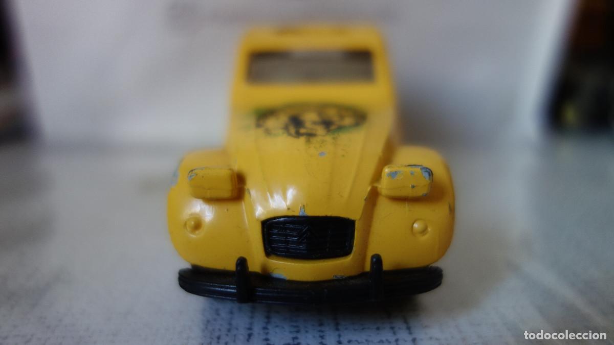 Coches a escala: CITRO&Euml;N 2CV6 DE GUISVAL - Foto 3