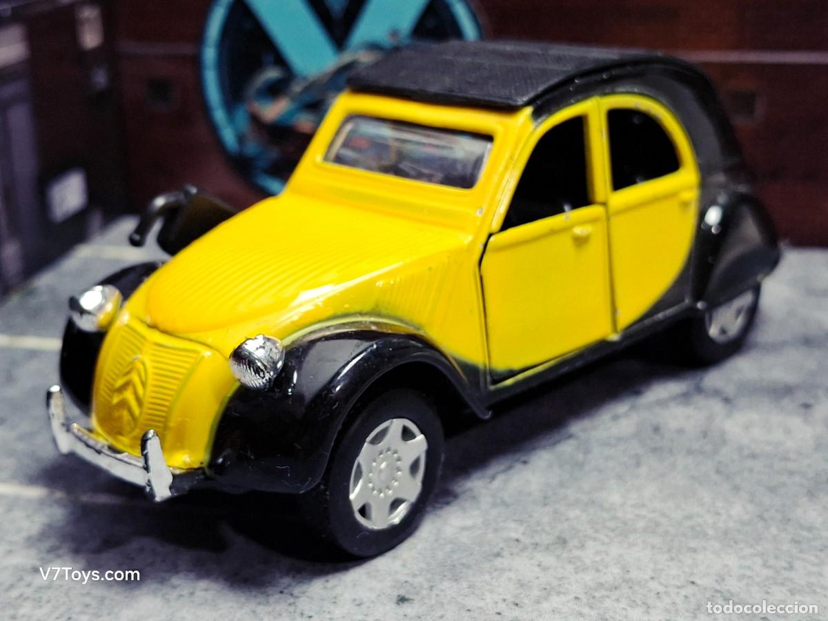 Coches a escala: Citro&euml;n 2CV Charleston 1/35 Sin Marca (ver fotos)