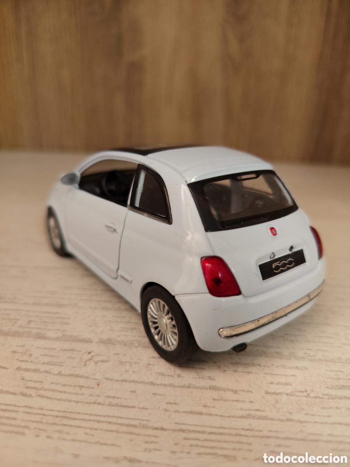 Coches a escala: FIAT 500 WELLY e 1.32 - Foto 5