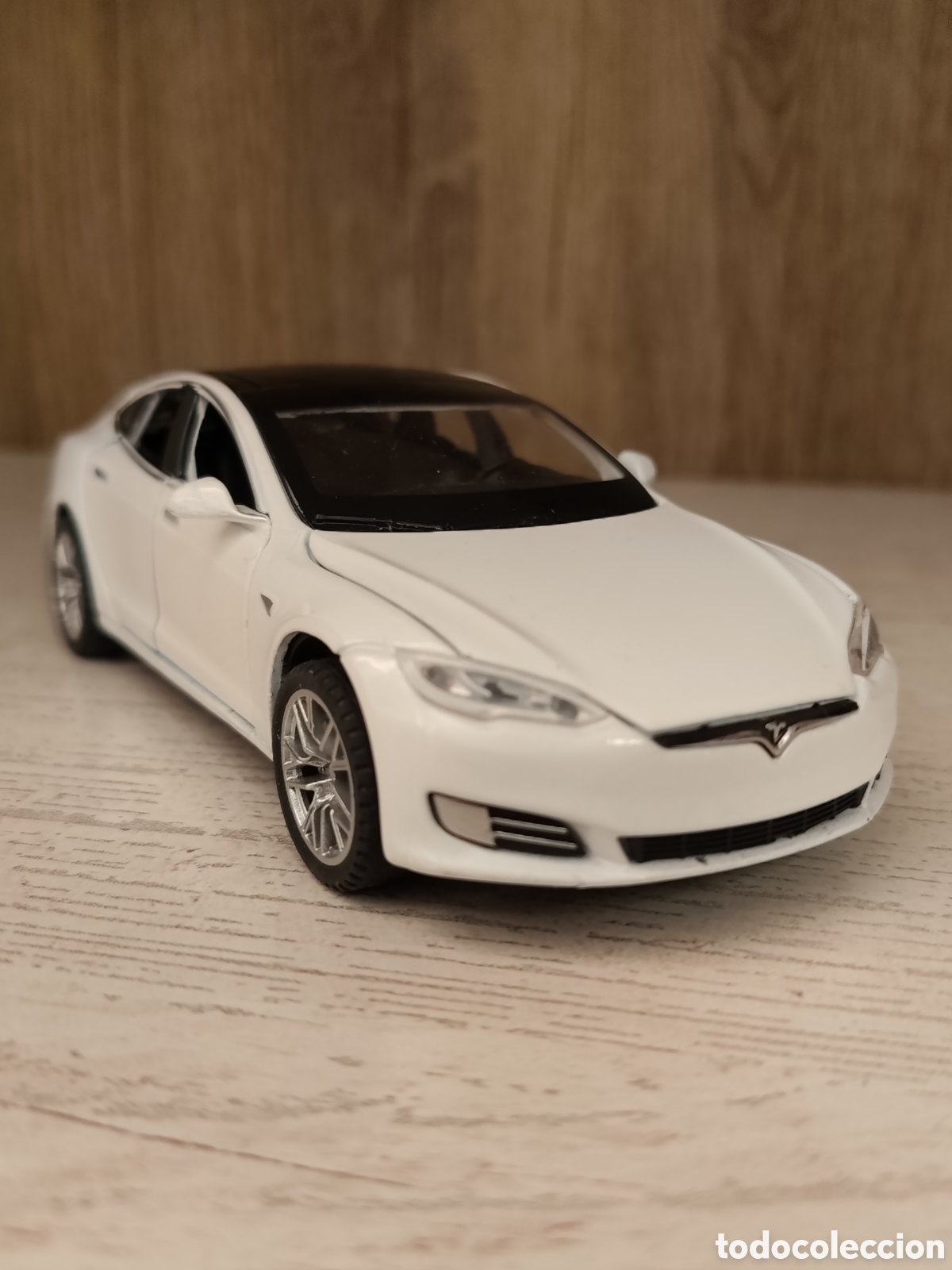 Coches a escala: TESLA model S escala 1.32 - Foto 5