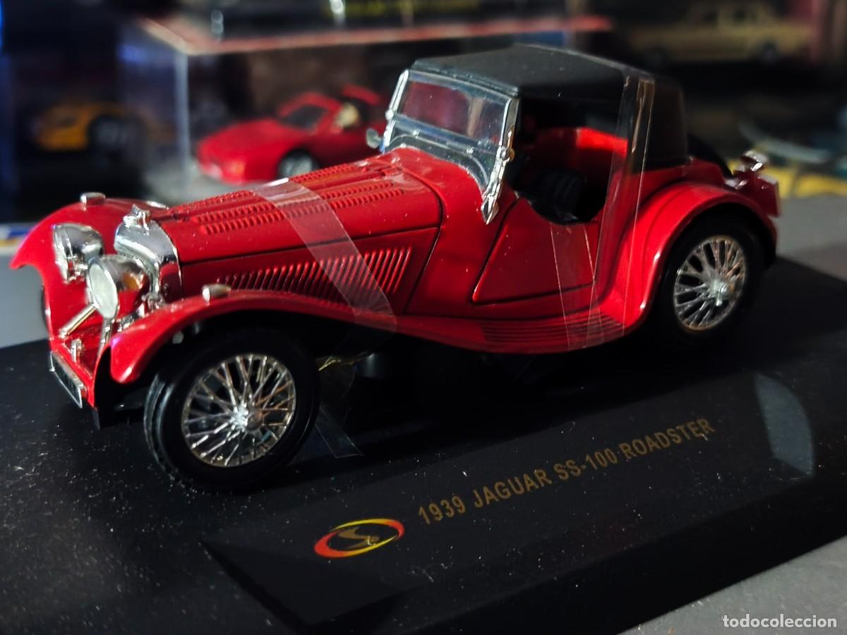 Coches a escala: Jaguar SS-100 Roadster. Escala 1/32 . Signature.