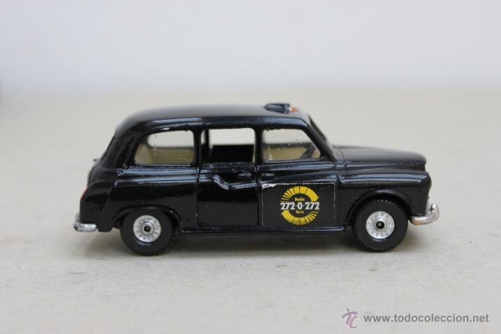 Coches a escala: COCHE GORGI AUSTIN LONDON TAXI