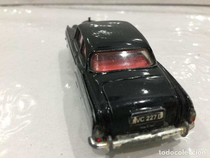 Bentley Continental Sports Saloon 1:43 Corgi Toys Nr.224 (Gebraucht) in Diegten für CHF 23 - mit