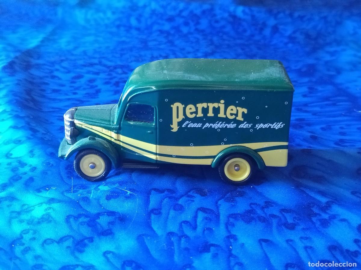 Miniature Corgi 1/64 Bedford 30 CTW Van Année 1950 Verte - Modèle Occasion Collection