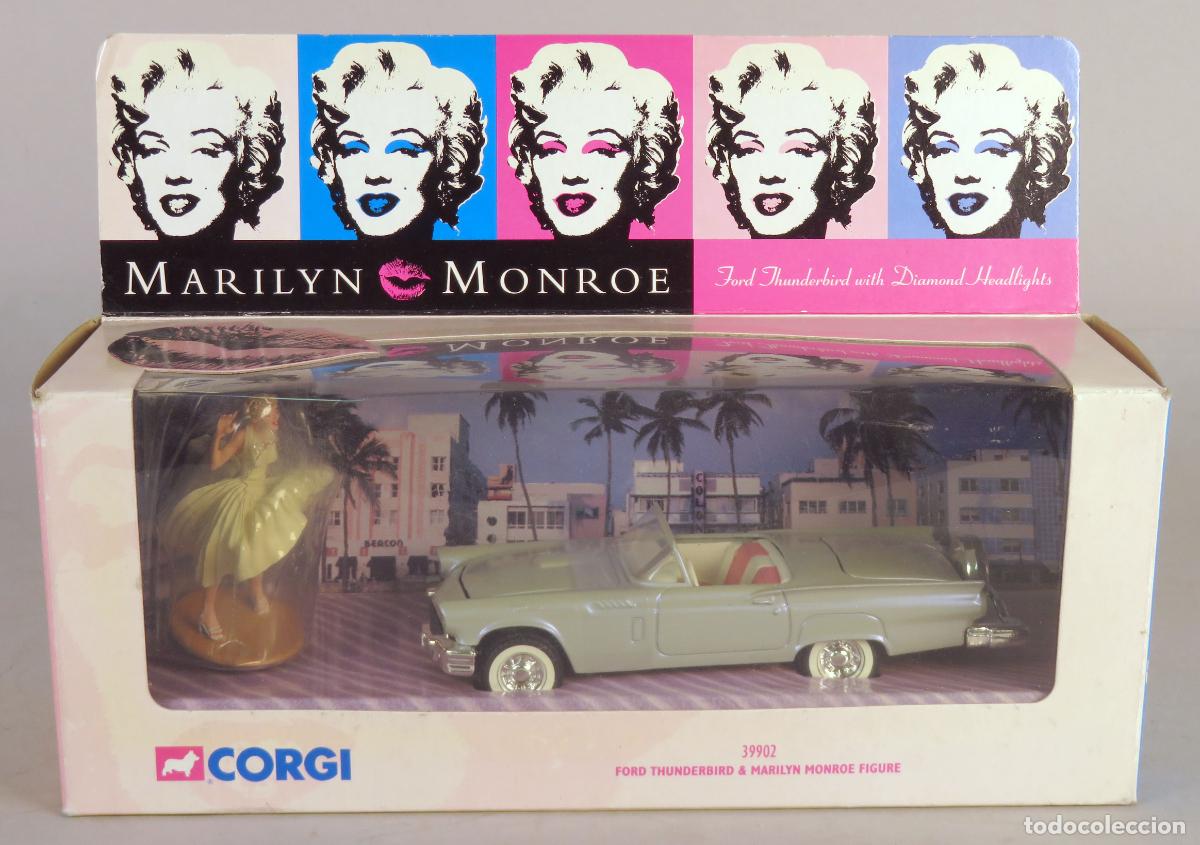 Corgi Diecast 39902 - Ford Thunderbird & Marilyn Monroe Figure