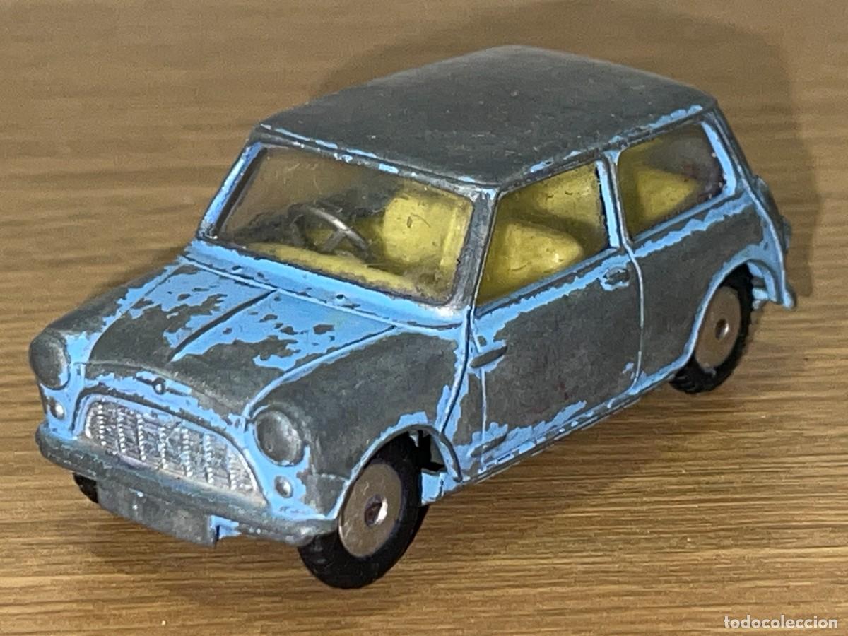 Modellautos: 18- Corgi Toys coche MORRIS MINI MINOR azul Made in Great Britain die-cast a&ntilde;os 60 1:43 cooper