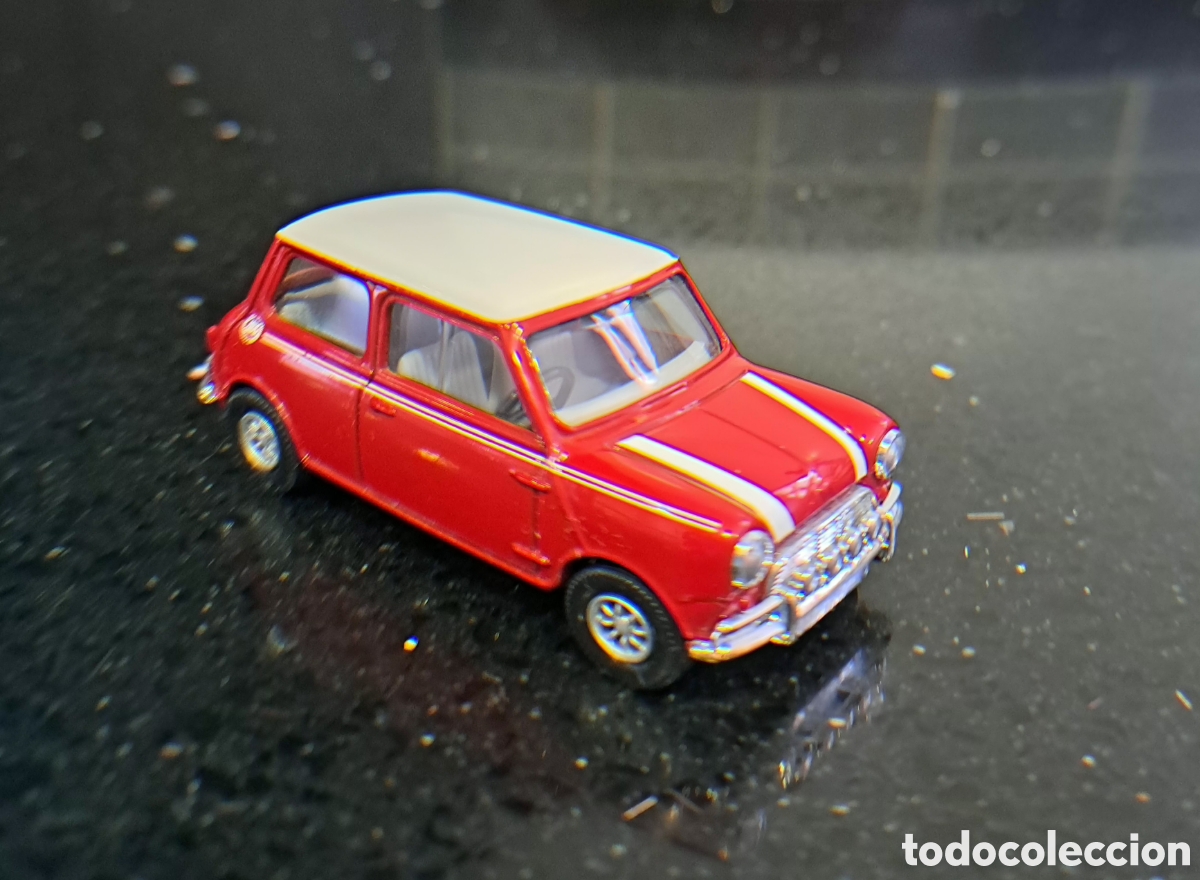 Coches a escala: Austin Mini Cooper Escala 1:43 Corgi