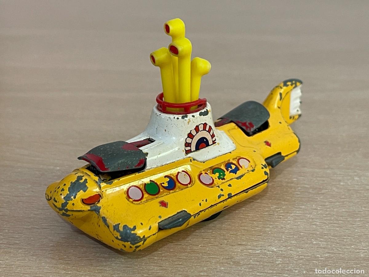 Coches a escala: 315- Corgi Toys THE BEATLES Yellow Submarine John Lennon McCartney Ringo Starr Harrison Made Gt. Bri
