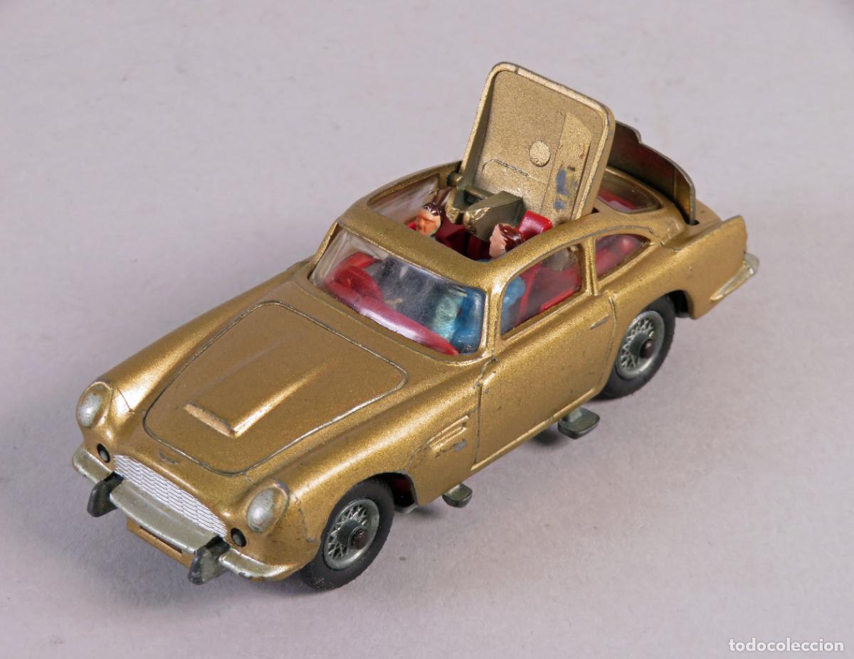 Coches a escala: Aston Martin DB5 James Bond Corgi Toys 1/43 Made in Great Britain a&ntilde;os 60