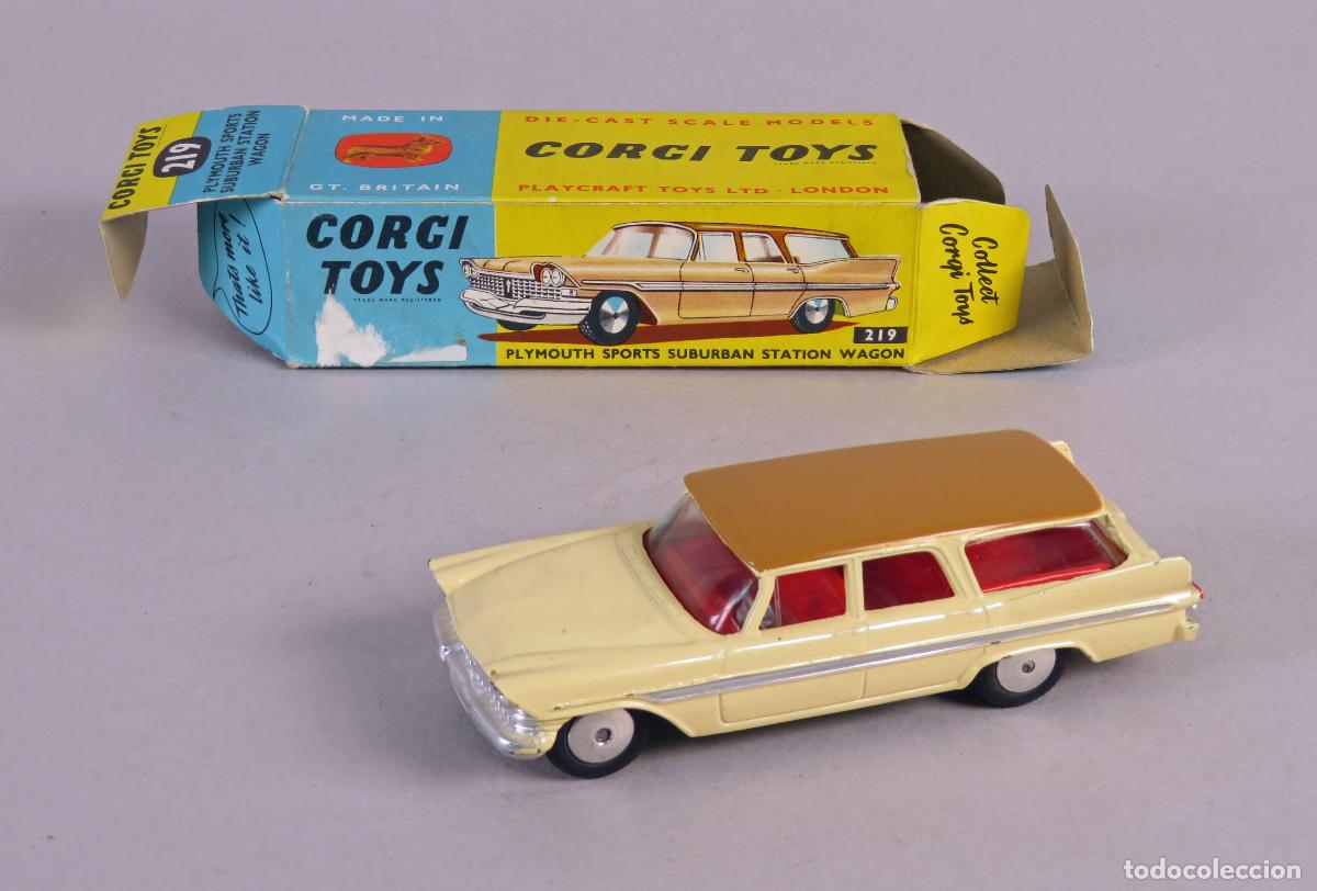 Coches a escala: Plymouth Station Wagon Corgi Toys 219 Sports Suburban 1/43 con caja a&ntilde;os 60