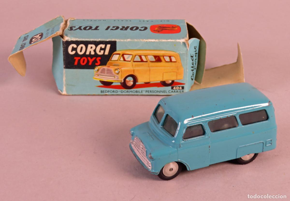 Coches a escala: Bedford Dormobile Personnel Carrier Corgi Toys 404 M 1/43 con caja a&ntilde;os 60