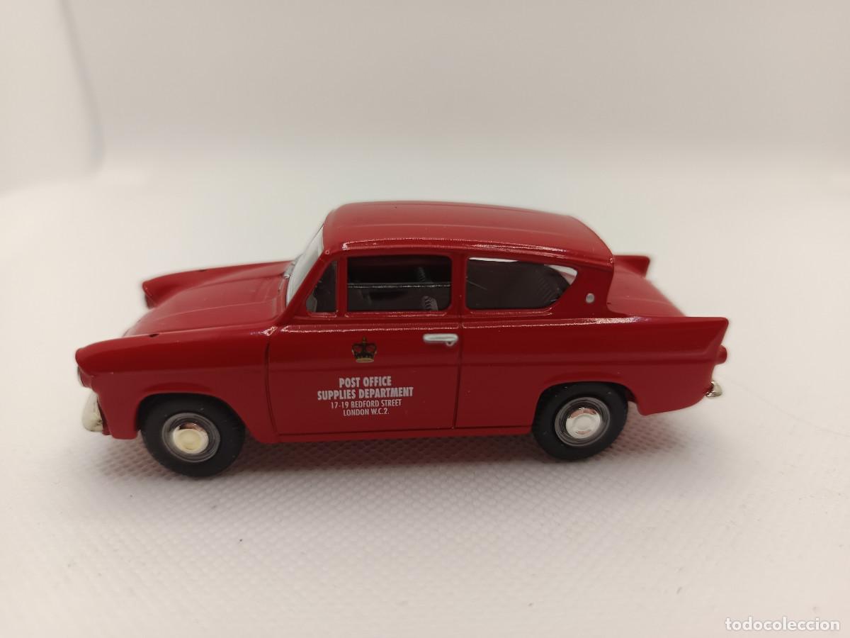 Coches a escala: Ford Anglia Royal Mail 1950`s-1960&acute;s Classic Popular saloon cars Vanguards