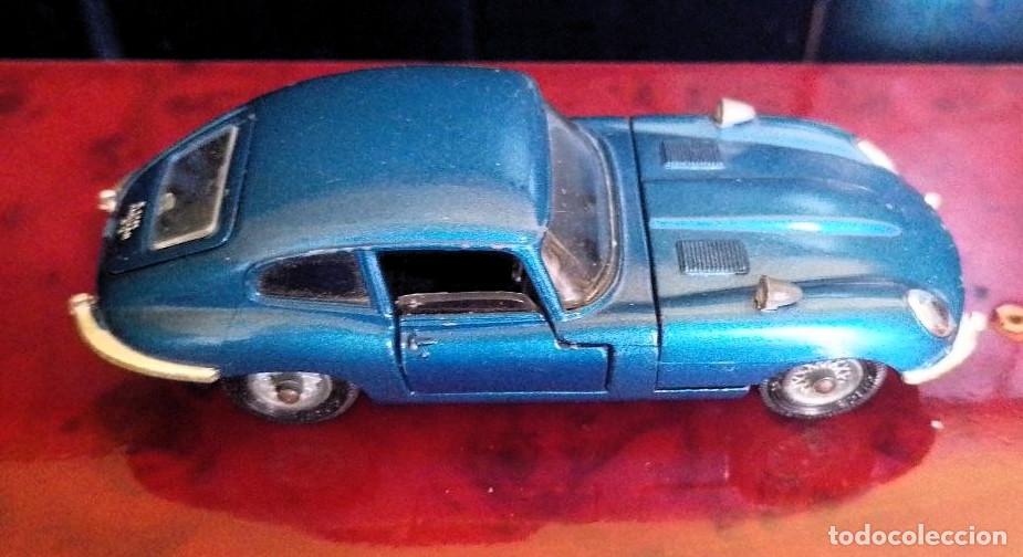 Coches a escala: corgi Toys jaguar tipo E modelo 335 azul metalizado