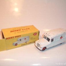 Coches a escala: DINKY TOYS, DAIMLER AMBULANCE, REF. 253. Lote 99354279