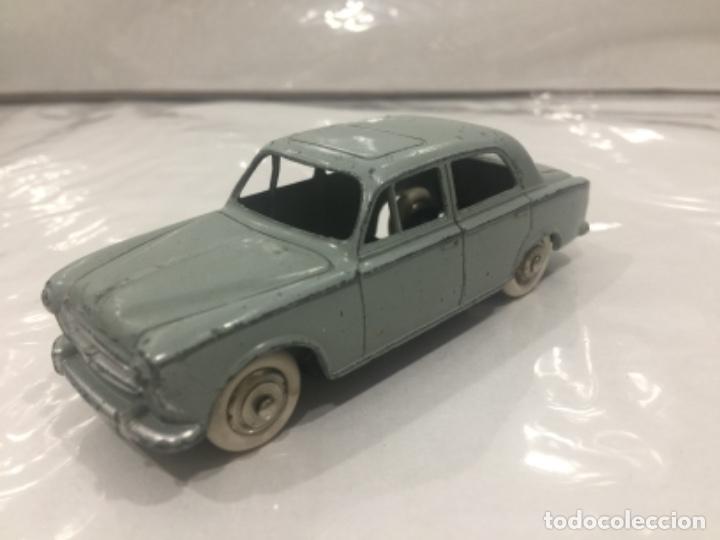 dinky toys peugeot 403