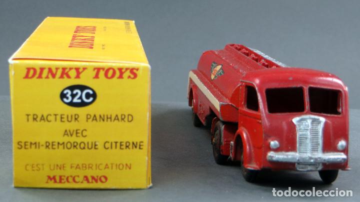 Camion Panhard Titan Semi-remorque ESSO Dinky Toys France N°32 – 1:43 Vintage 1950