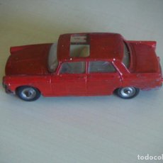 Coches a escala: COCHE MARCA DINKY TOYS PEUGEOT 404 MADE IN FRANCE MECCANO. Lote 214027105