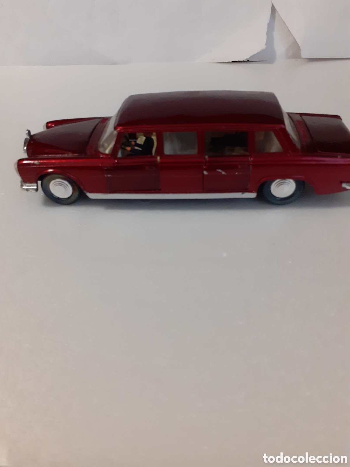 Dinky Toys 128 Roter Mercedes Benz 600 mit OVP Meccano (Gebraucht) in Zürich für CHF 35 – mit