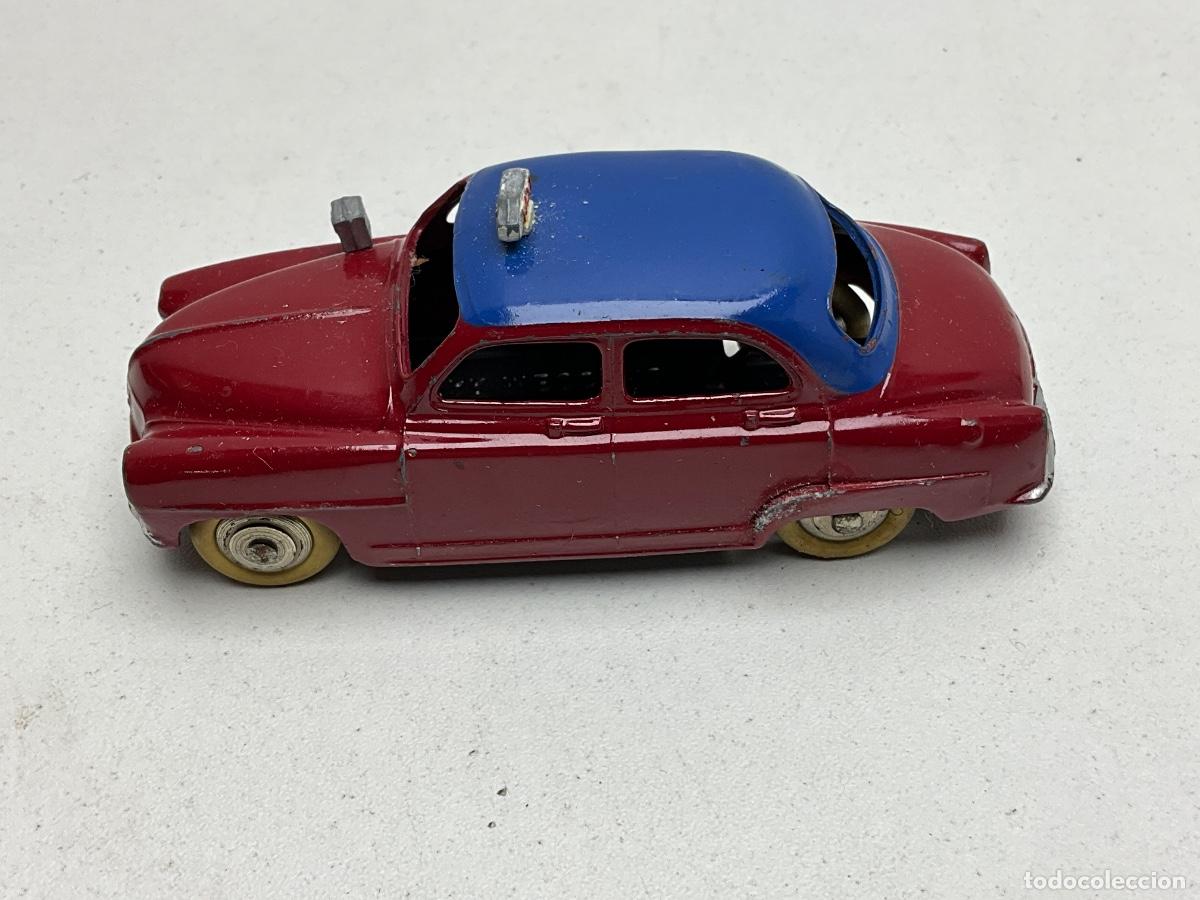 Dinky Toys Simca 9 Aronde 24U – Meccano – Miniature 1:43 Fabriquée En France