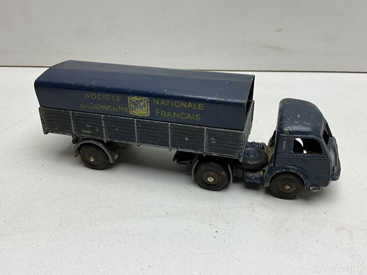Véhicule miniature 1/43 Tracteur Panhard SNCF Dinky Toys
