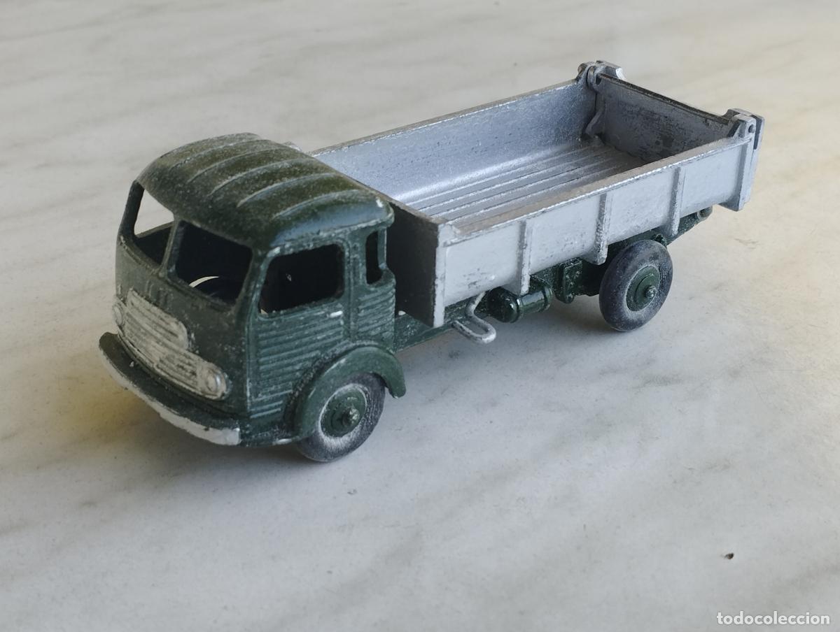 Auto in scala: CAMION VOLQUETON SIMCA CARGO TIPPING TRUCK DE DINKY TOYS. REFERENCIA 33 B ORIGINAL MECCANO