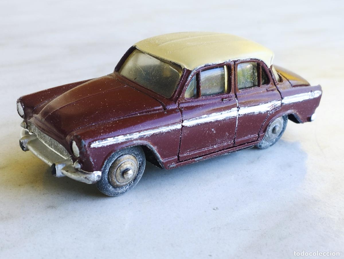 Auto in scala: ANTIGUO SIMCA ARONDE P60 DE DINKY TOYS 1,43 MECCANO ORIGINAL