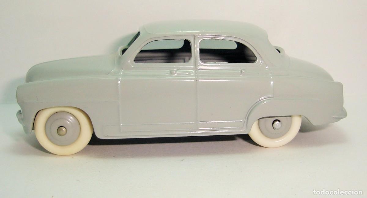 Coches a escala: SIMCA ARONDE DINKY TOYS ATLAS ESCALA 1:43
