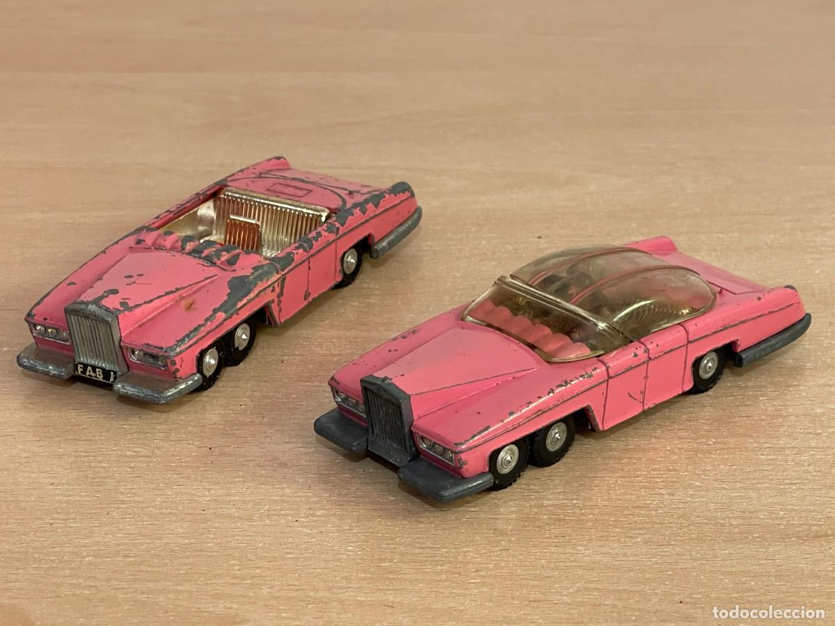 Coches a escala: 326- Dinky Toys LOTE 2 Lady Penelope's FAB 1 Thunderbirds Made in England Meccano LTD N&ordm; 100 a&ntilde;os 60