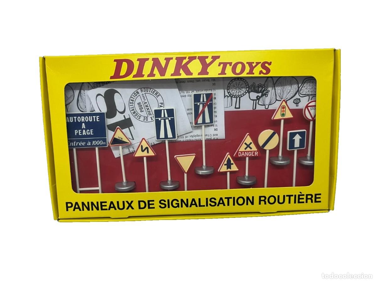 Coches a escala: DINKY TOYS 1/43 SCALE SE&Ntilde;ALES DIORAMA TRAFICO - NUEVO Y PRECINTADO