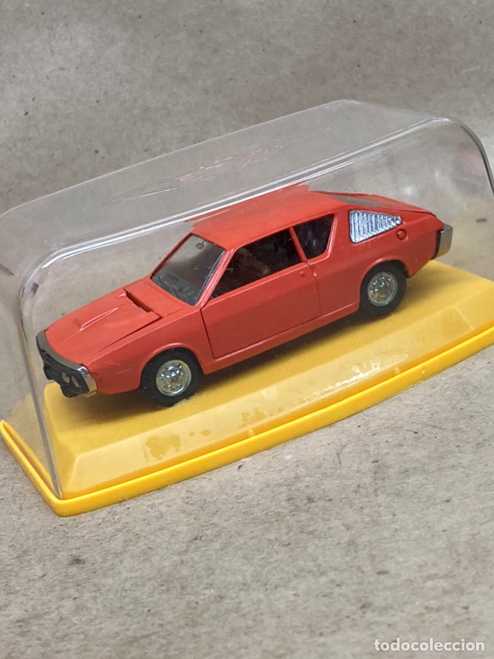 Lote de 17 coches en miniatura