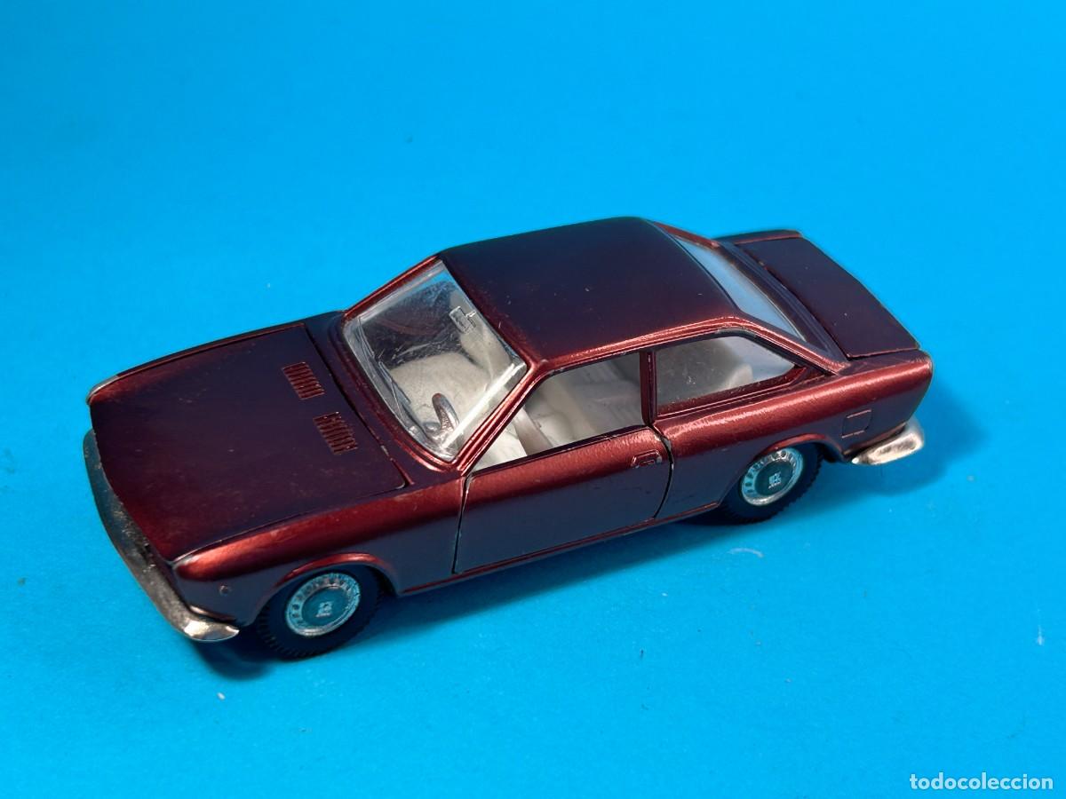 Siège Pilen Pour Fiat 124 Sport Coupé - Vintage, Collection, Autres Marques