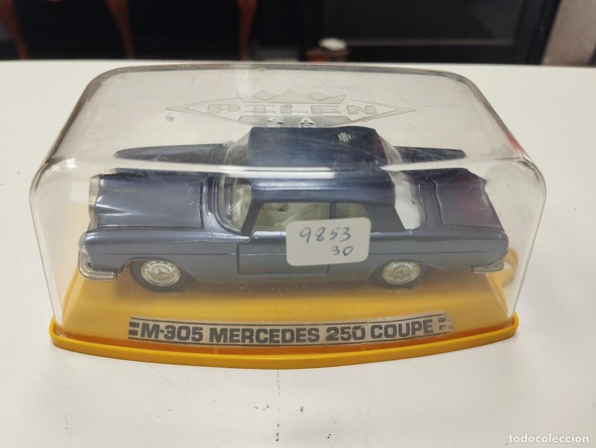 Miniature Pilen 1/43 – Mercedes 250 – Réf 371 – Avec Boîte