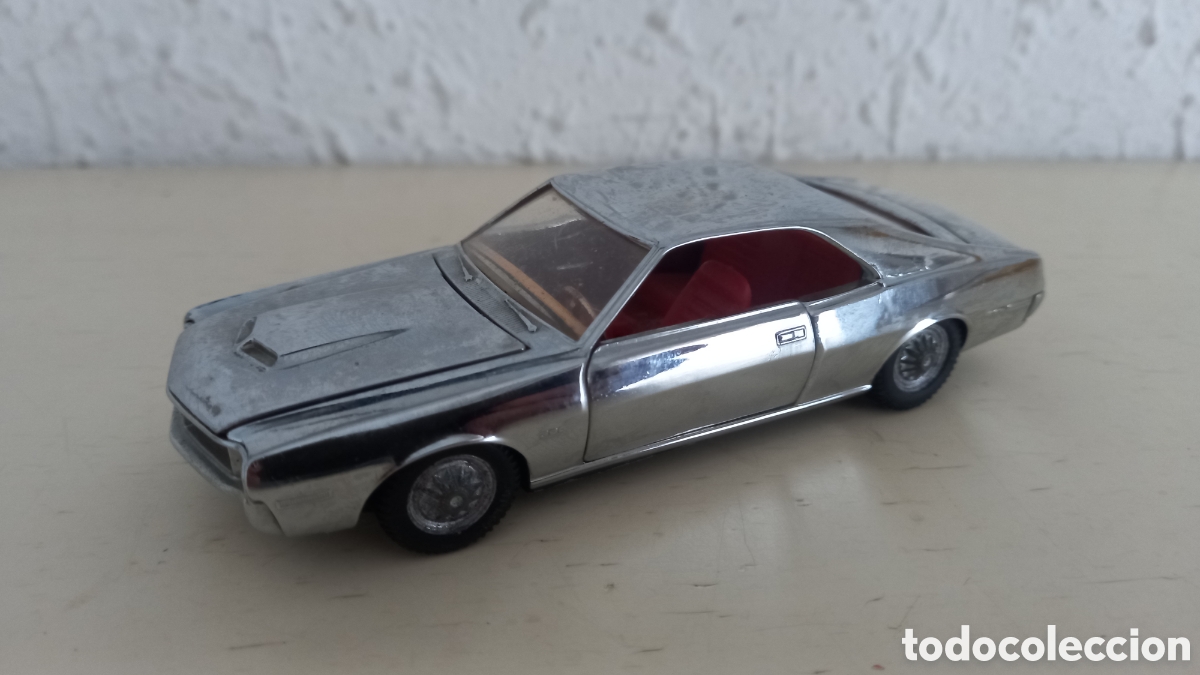Coches a escala: JAVELIN. Pilen Escala 1:43