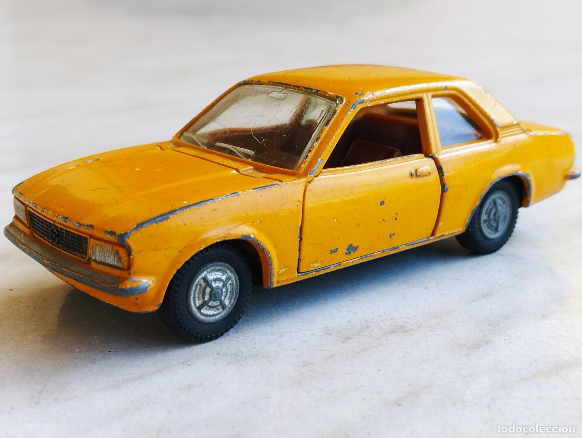 Voitures &agrave; l'&eacute;chelle: OPEL ASCONA DE PILEN 1,43