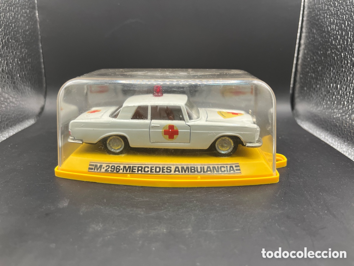 Coches a escala: COCHE PILEN M296 MERCEDES AMBULANCIA