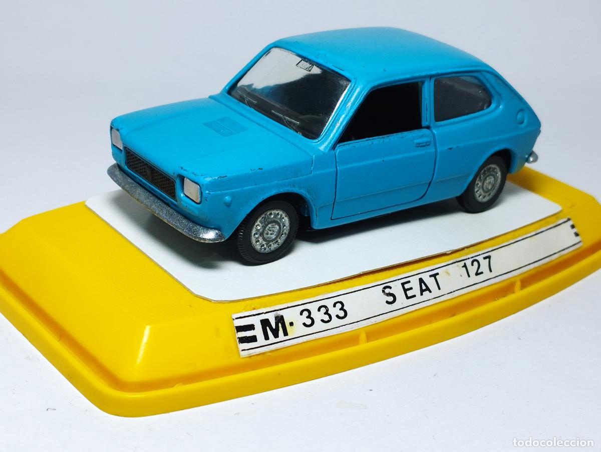 Coches a escala: SEAT 127 AZUL DE PILEN ESCALA 1,43 NUEVO EN SU CAJA MUY BUENO